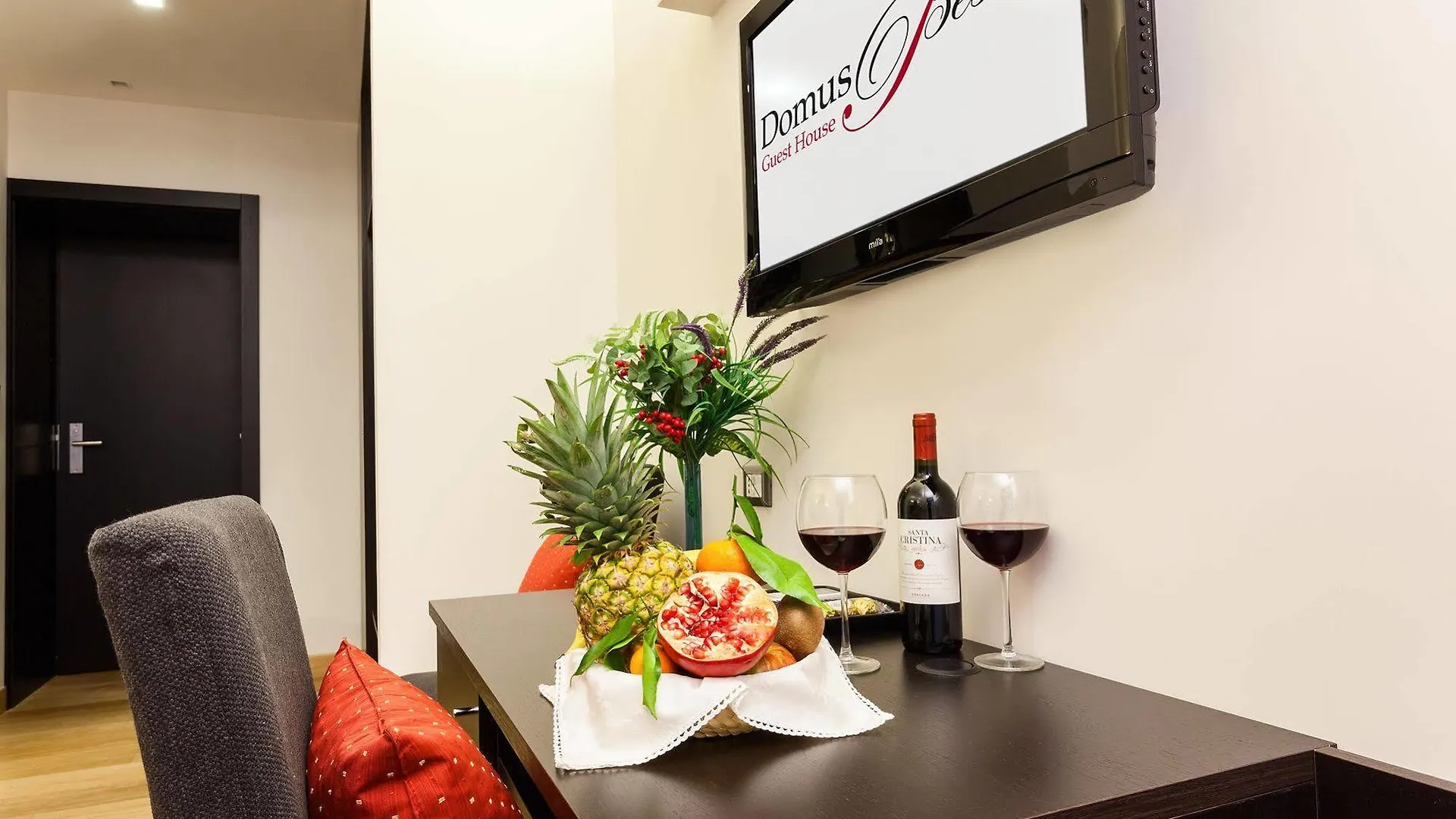Domus Best Guest House 2*, Rome Italy