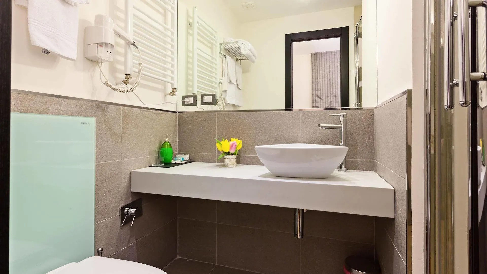 Domus Best Guest House Italy